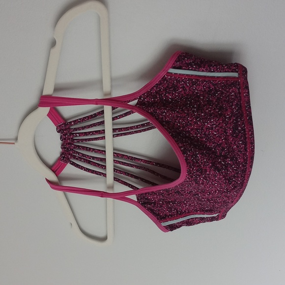 LuLuLemon Lighten Up Pink and Black Sport Bra Size 6 - Picture 4 of 11